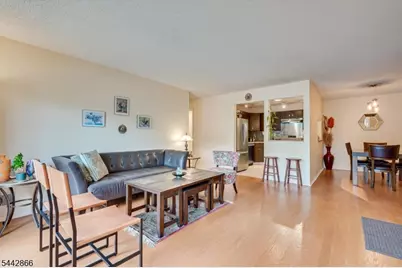 76 Clay St #76, North Brunswick Township, NJ 08902 - Photo 5
