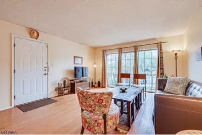 76 Clay St #76, North Brunswick Township, NJ 08902 - Photo 7
