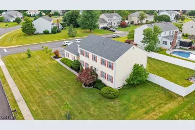 2 Daniel Dr, Hillsborough Township, NJ 08844 - Photo 5