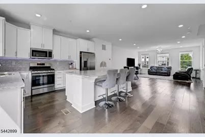 6 Martin Pl, Morris Plains, NJ 07950 - Photo 1