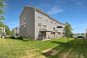 6 Martin Pl, Morris Plains, NJ 07950 - Photo 45