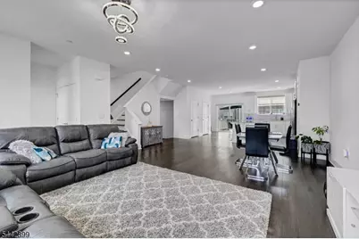 6 Martin Pl, Morris Plains, NJ 07950 - Photo 27