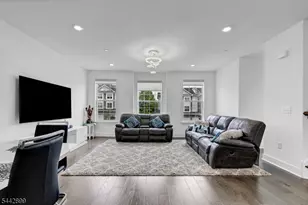 6 Martin Pl, Morris Plains, NJ 07950 - Photo 25