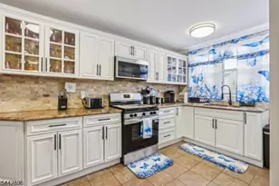 145 Fulton Ave, Fairview, NJ 07022 - Photo 13