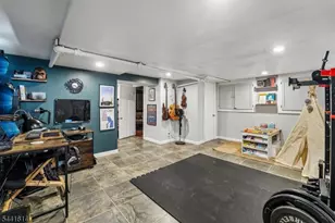 75 Rollinson St, West Orange Township, NJ 07052 - Photo 21
