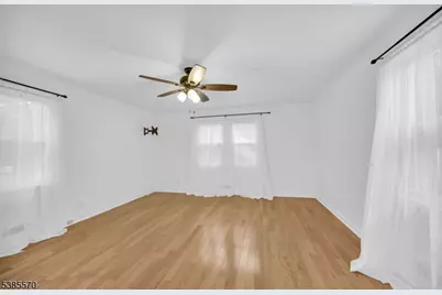 3 Country Club Rd, Livingston, NJ 07039 - Photo 17