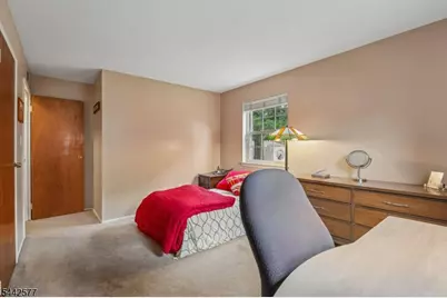 1255A Valley Rd #A, Wayne Twp., NJ 07470 - Photo 15