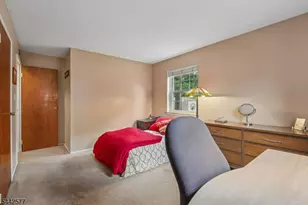 1255A Valley Rd, Wayne Twp., NJ 07470 - Photo 15