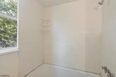 191 Brown Ave, Prospect Park, NJ 07508 - Photo 27