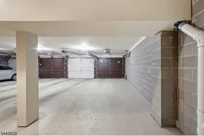 70 Harristown Rd #1, Fair Lawn, NJ 07410 - Photo 21