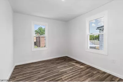 188 N 15th St, Bloomfield Twp., NJ 07003 - Photo 17