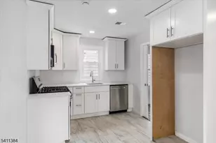 188 N 15th St, Bloomfield Twp., NJ 07003 - Photo 15
