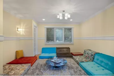 14 Denman Ct, Millburn Twp., NJ 07078 - Photo 17
