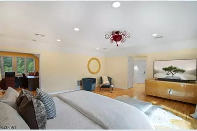 14 Denman Ct, Millburn Twp., NJ 07078 - Photo 25