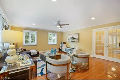 14 Denman Ct, Millburn Twp., NJ 07078 - Photo 7