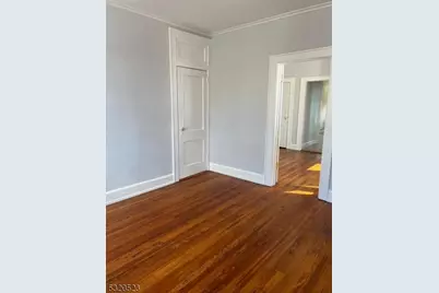 75 Pine St #3R, Montclair, NJ 07042 - Photo 7