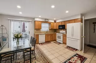 54 Haverhill Ave, Woodland Park, NJ 07424 - Photo 3