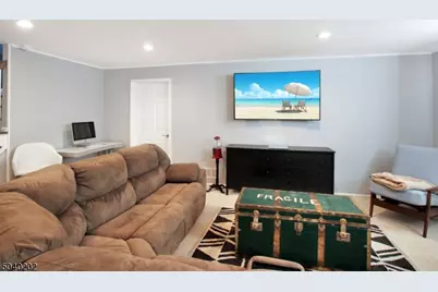 2 Brandywyne Dr, Florham Park, NJ 07932 - Photo 19