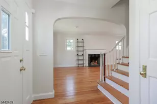 813 Miltonia St, Linden, NJ 07036 - Photo 5