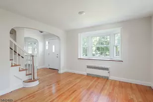 813 Miltonia St, Linden, NJ 07036 - Photo 7