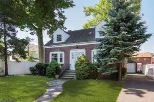 813 Miltonia St, Linden, NJ 07036 - Photo 3