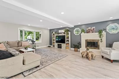 400 Ernest Dr, Hillsborough Township, NJ 08844 - Photo 5
