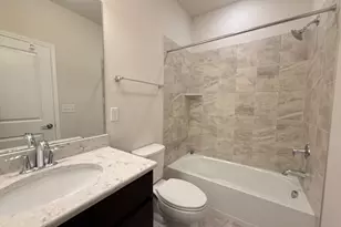 907 Greenland Square, Highland Park, NJ 08904 - Photo 25