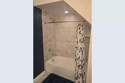 907 Greenland Sq, Highland Park, NJ 08904 - Photo 9