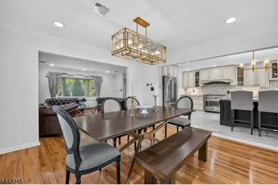 2 Country Club Ct, Livingston, NJ 07039 - Photo 5