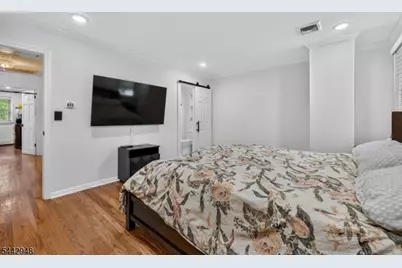 2 Country Club Ct, Livingston, NJ 07039 - Photo 17