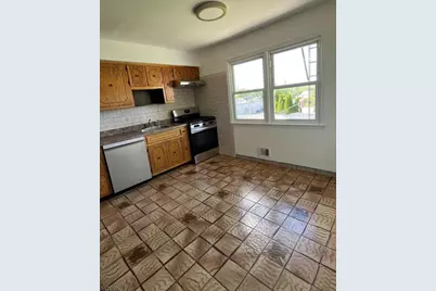 17B Garden Dr, Elmwood Park, NJ 07407 - Photo 9