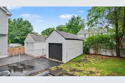 209 Columbia Ave, Cranford Township, NJ 07016 - Photo 29