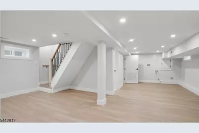 209 Columbia Ave, Cranford Township, NJ 07016 - Photo 27