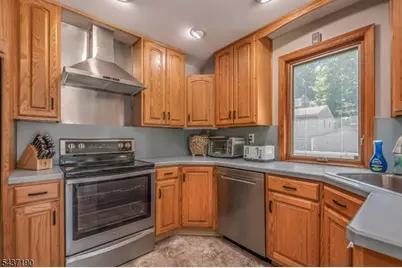 88 Shore Rd, Green Township, NJ 07821 - Photo 11
