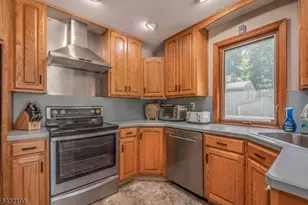88 Shore Rd, Green Township, NJ 07821 - Photo 11
