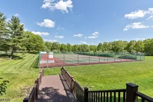 82 Smithfield Ct, Bernards Township, NJ 07920 - Photo 25