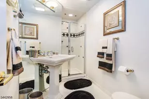 32 Robinhood Dr, Mountain Lakes, NJ 07046 - Photo 27