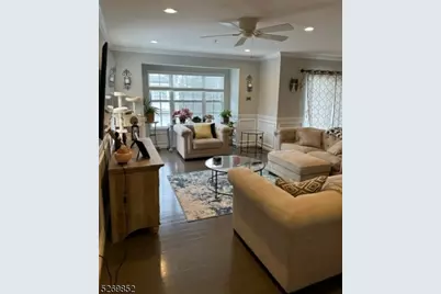 93 Lakeview Ct, Pompton Lakes, NJ 07442 - Photo 5
