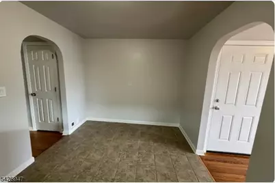 315 W Price St #2, Linden, NJ 07036 - Photo 5