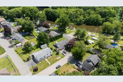 67 Greenbrook Dr, West Milford, NJ 07480 - Photo 5