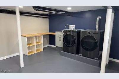 198 Baldwin St #1, Bloomfield, NJ 07003 - Photo 11
