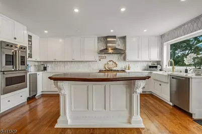 56 Crestwood Trl, Sparta Township, NJ 07871 - Photo 21