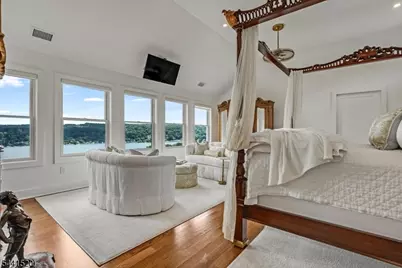 56 Crestwood Trl, Sparta Township, NJ 07871 - Photo 27