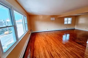 16 Dover St, Newark, NJ 07106 - Photo 3