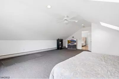 37 Continental Rd, Parsippany, NJ 07950 - Photo 25