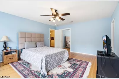 37 Continental Rd, Parsippany, NJ 07950 - Photo 23