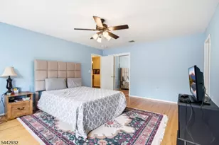 37 Continental Rd, Parsippany, NJ 07950 - Photo 23