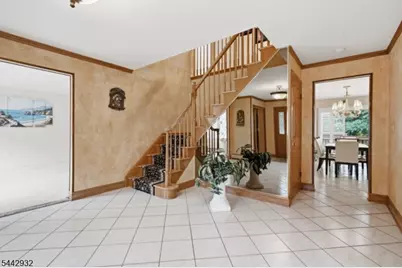37 Continental Rd, Parsippany, NJ 07950 - Photo 3