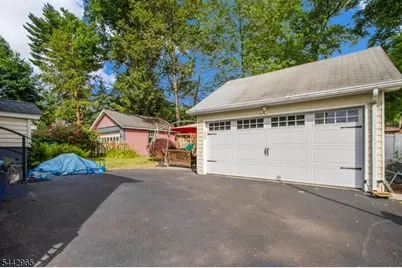 110 Lyons Pl, Springfield, NJ 07081 - Photo 19