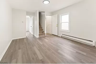 334 Pine St, Elizabeth, NJ 07206 - Photo 9